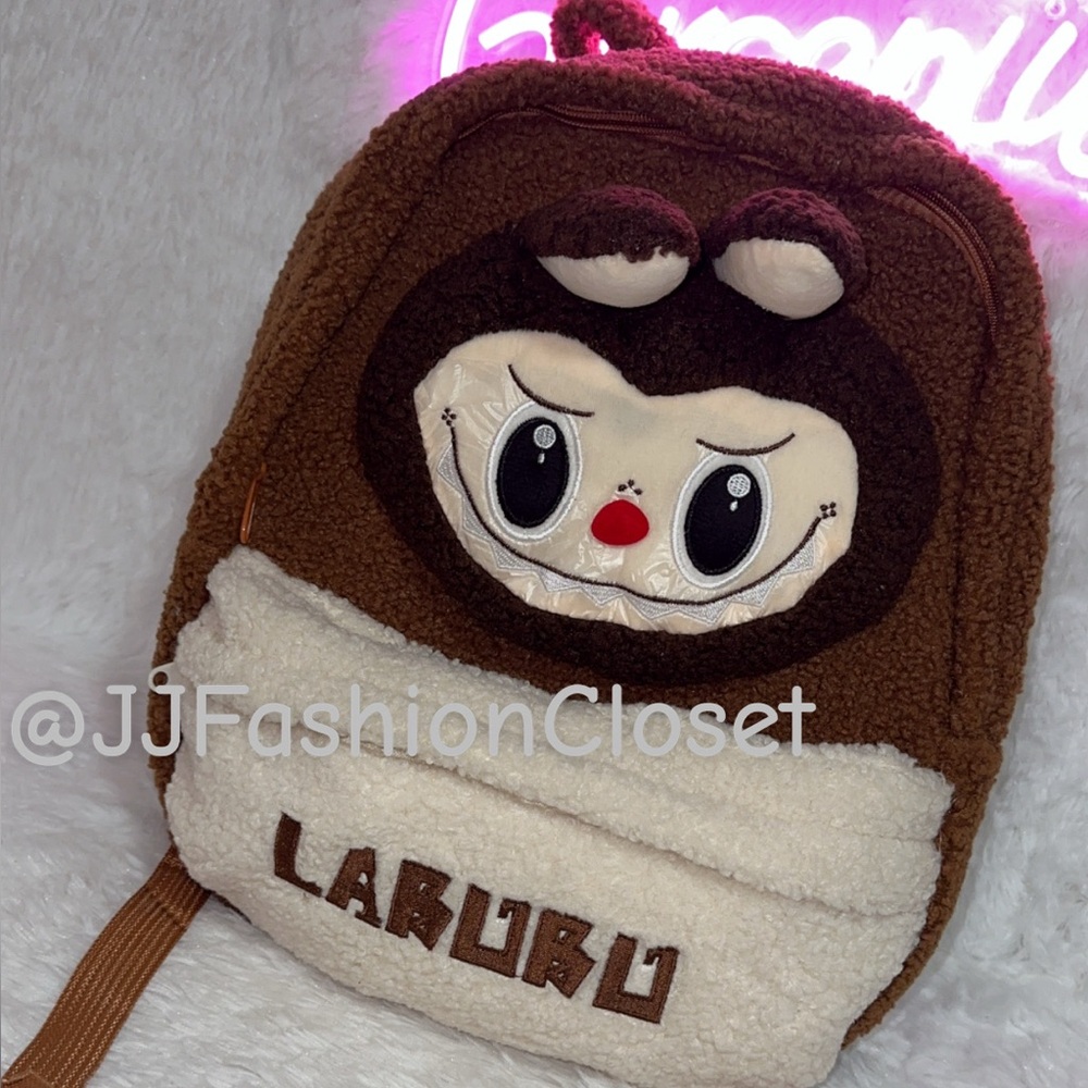 Cute LABUBU Backpack 🤎